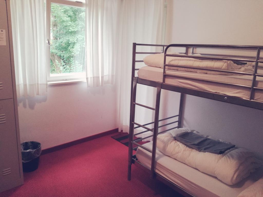 Hostel Der Athleten Гармиш-Партенкирхен Екстериор снимка