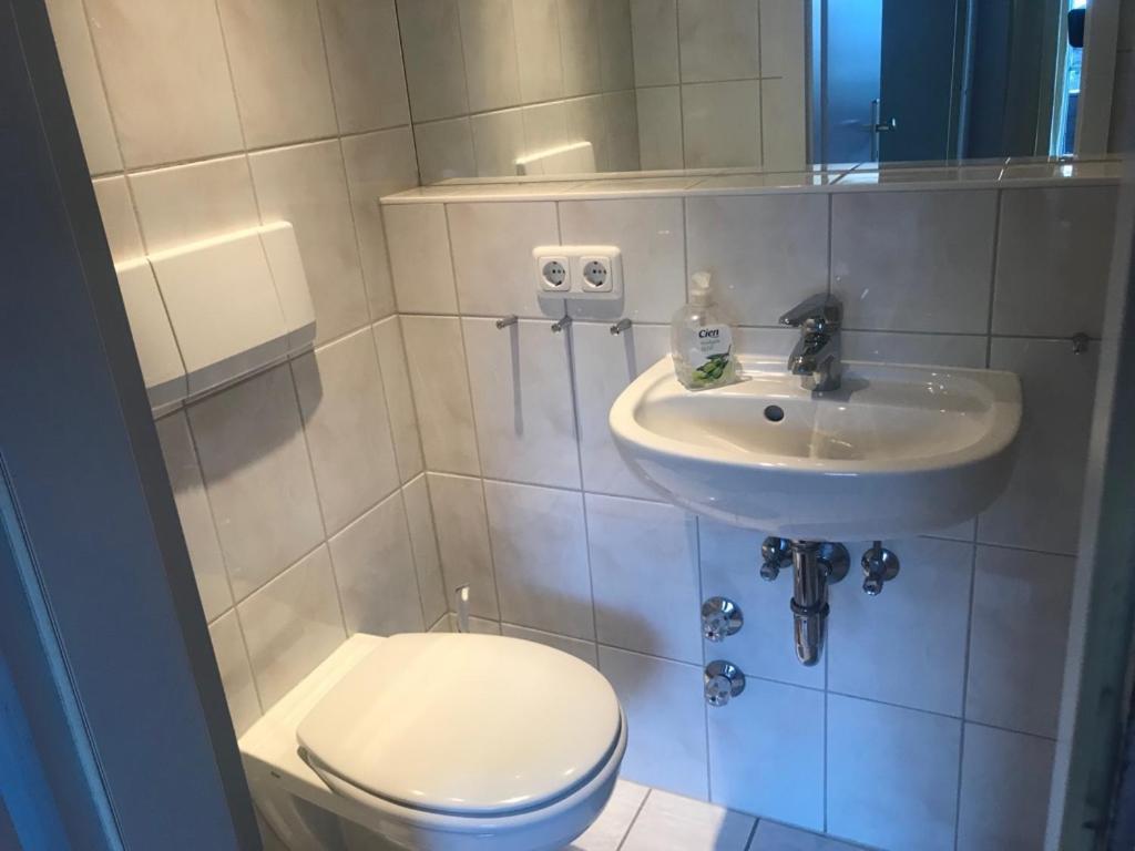 Hostel Der Athleten Гармиш-Партенкирхен Екстериор снимка