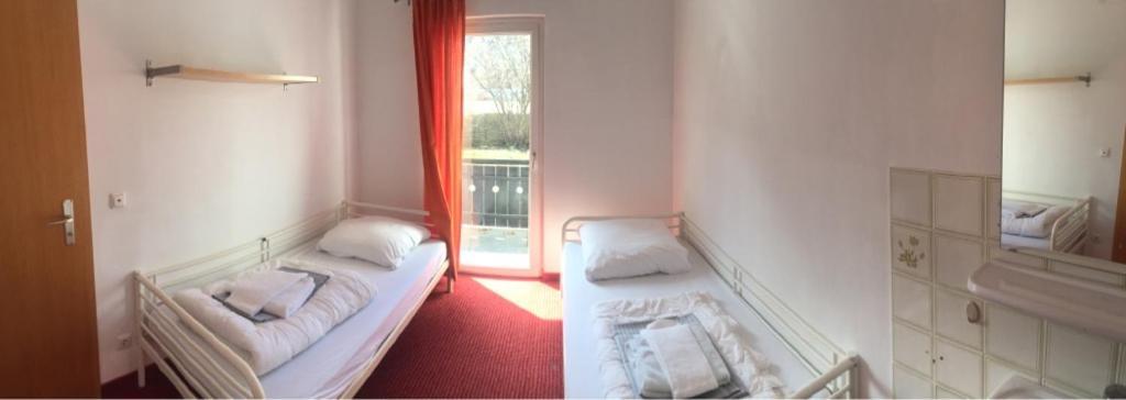 Hostel Der Athleten Гармиш-Партенкирхен Екстериор снимка